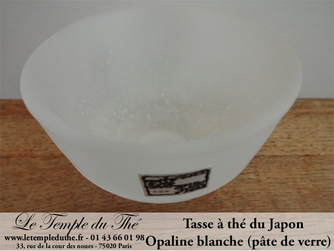 Tasse à thé japonaise en opaline (pâte de verre) – Image 2