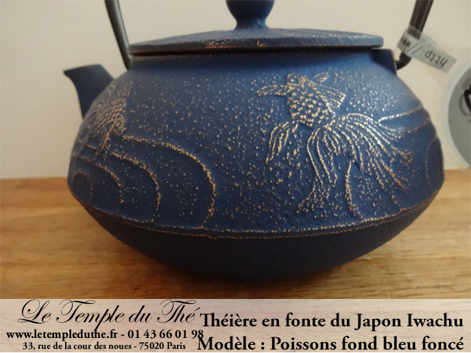 Théière en fonte du Japon Iwachu poissons – Image 2